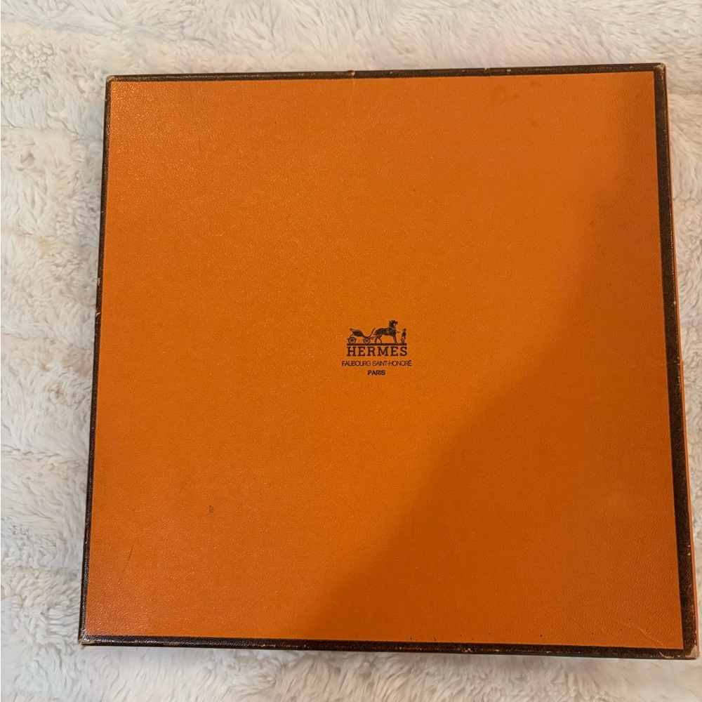 Orange Hermès Scarf box for 90cm scarf (empty box)